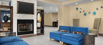 Hampton Inn Syracuse Clay