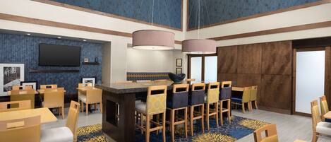 Esmorzar diari d'estil bufet gratuït