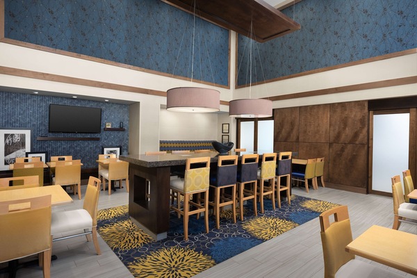 Ilmainen päivittäinen buffetaamiainen