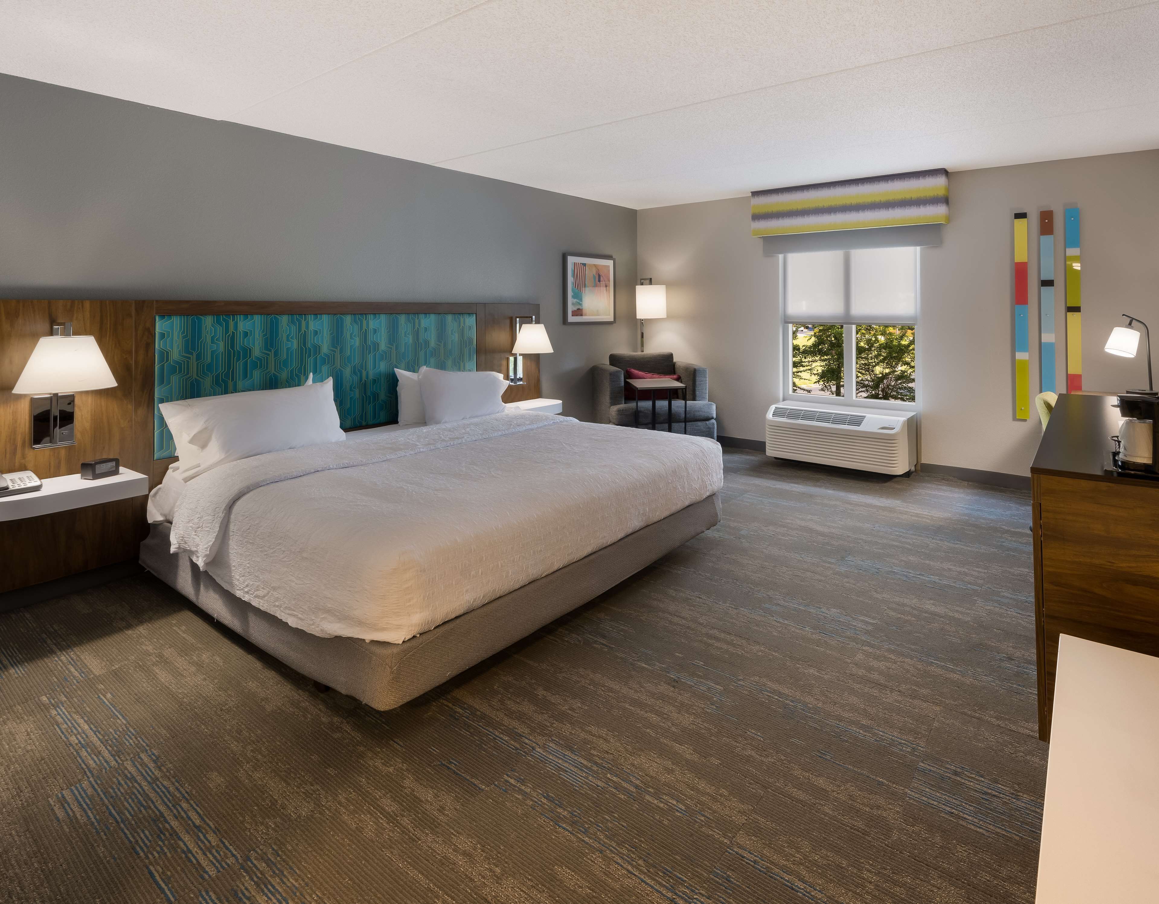 room, 1 king bed, accessible (mobility & hearing) | in-room safe, desk, iron/ironing board, free cots/infant beds