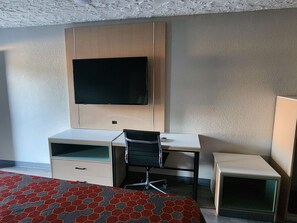 Room, 1 King Bed with Sofa bed, Non Smoking | Iron/ironing board, free WiFi, alarm clocks - Americas Best Value Inn Longview (Longview)