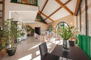 Restaurant - Golf Hotel Colvert (Levernois)