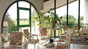 Lobby - Golf Hotel Colvert (Levernois)