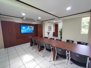 Business center - Hotel Villa Serena San Benito (San Salvador)