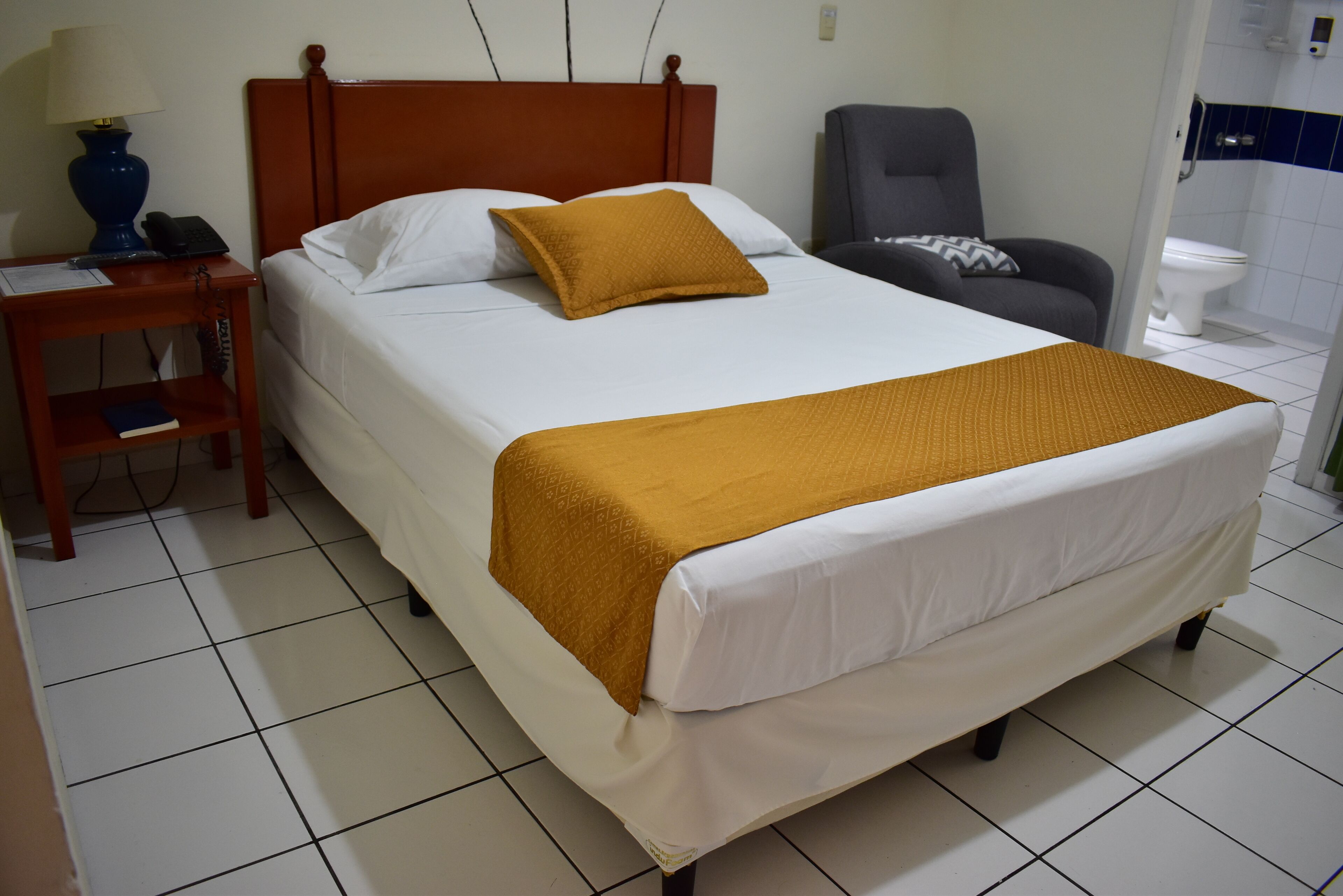 business apartment | 1 bedroom, premium bedding, minibar, in-room safe