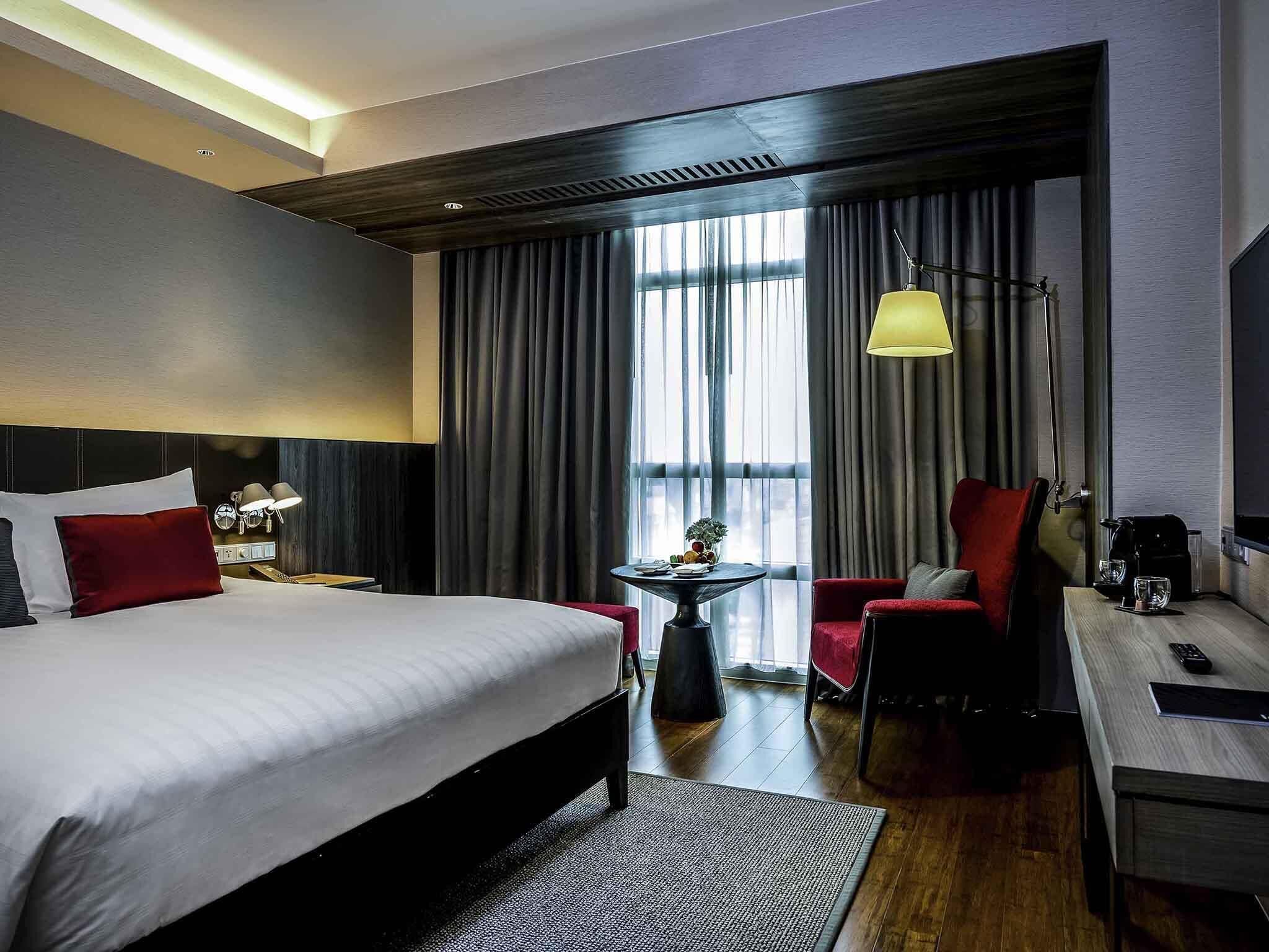 Chambre Exécutive, 1 très grand lit, accès au salon club (High Floor) | Vue sur la ville