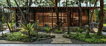 Pullman Bangkok King Power