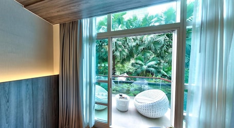 Premium Deluxe Room, 1 King Bed, Balcony | View from room