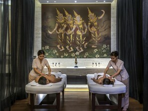 Couples treatment rooms, Turkish bath, body treatments, aromatherapy - Pullman Bangkok King Power (Bangkok)