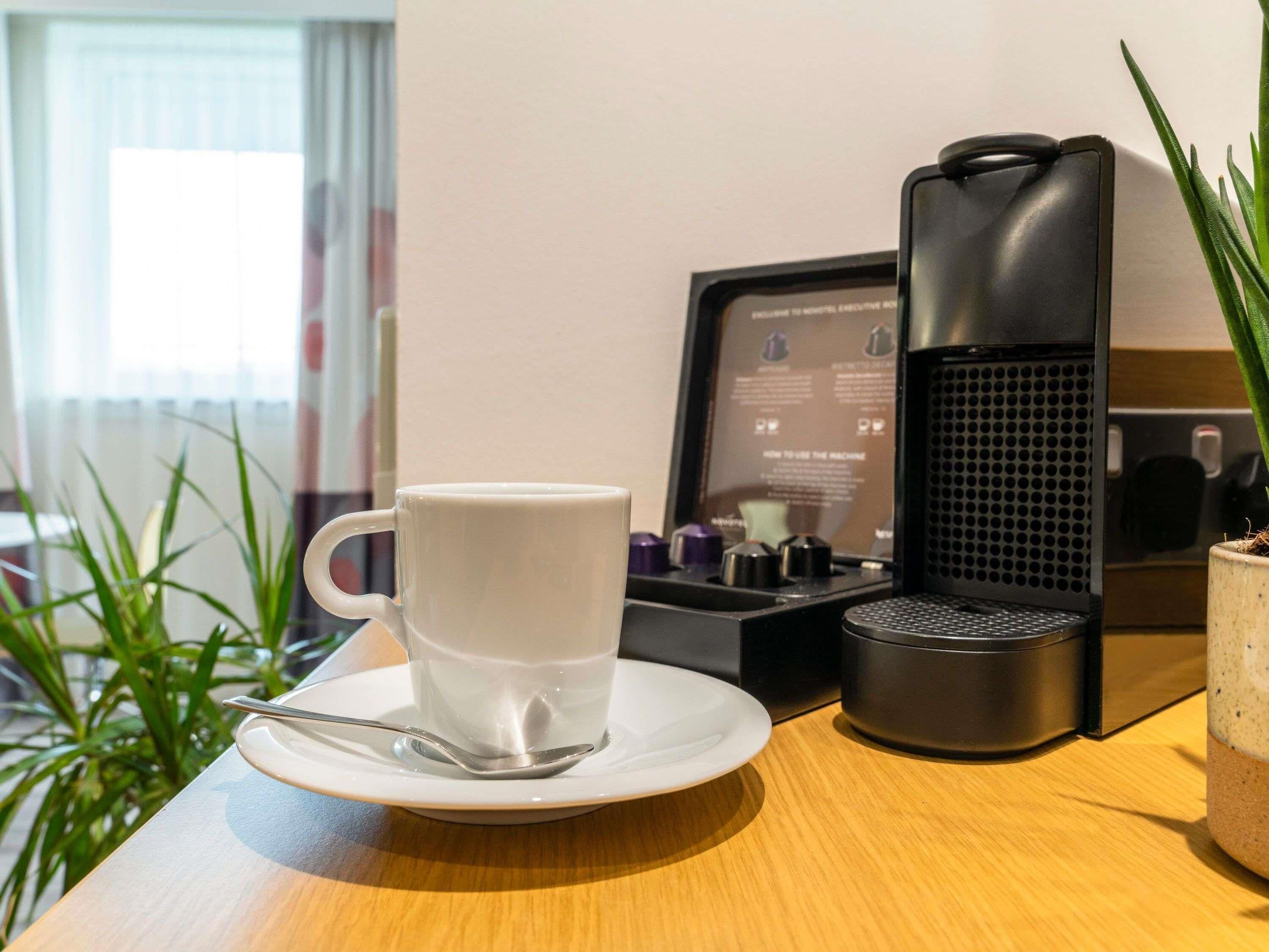 Executive Room, 1 Double Bed with Sofa bed | Premium bedding, minibar, in-room safe, desk