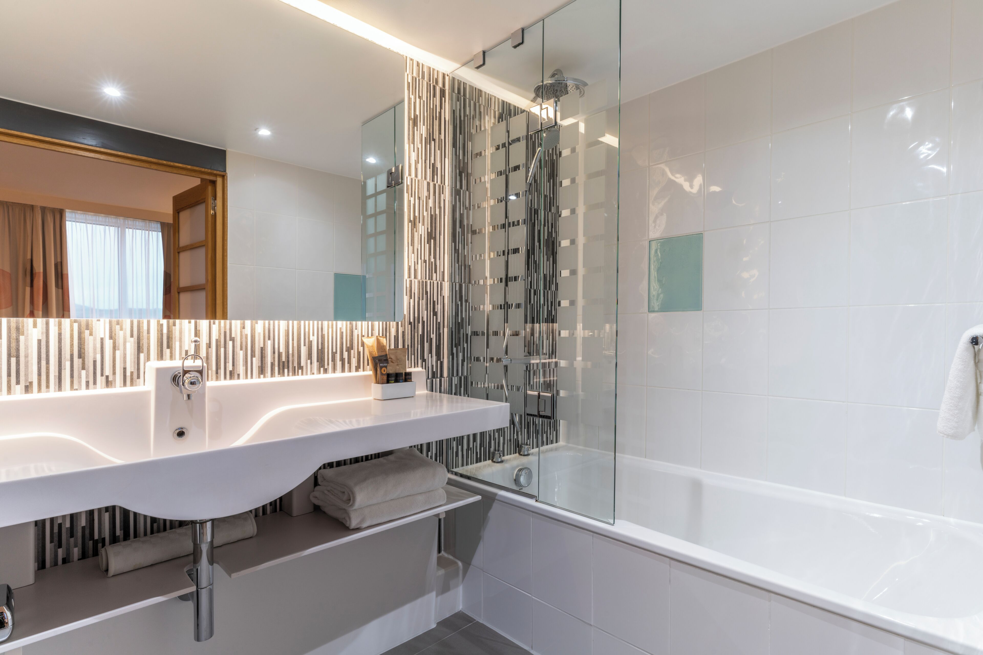 deluxe room, 1 queen bed with sofa bed (superior) | bathroom | designer toiletries, hair dryer, towels, soap