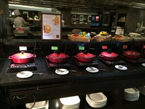 매일 뷔페 아침 식사(1인당 INR 1232)