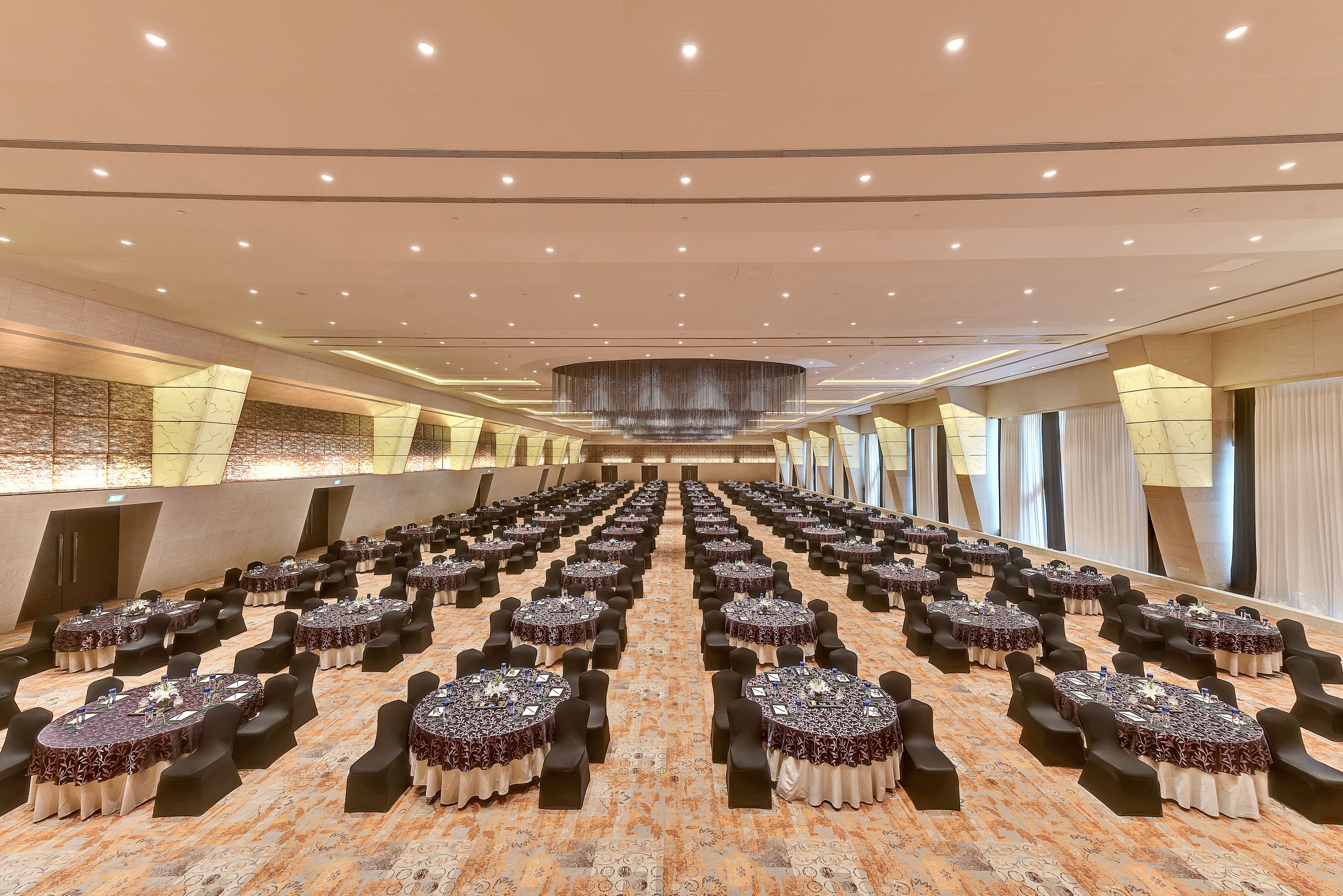 Photo - Sahara Star