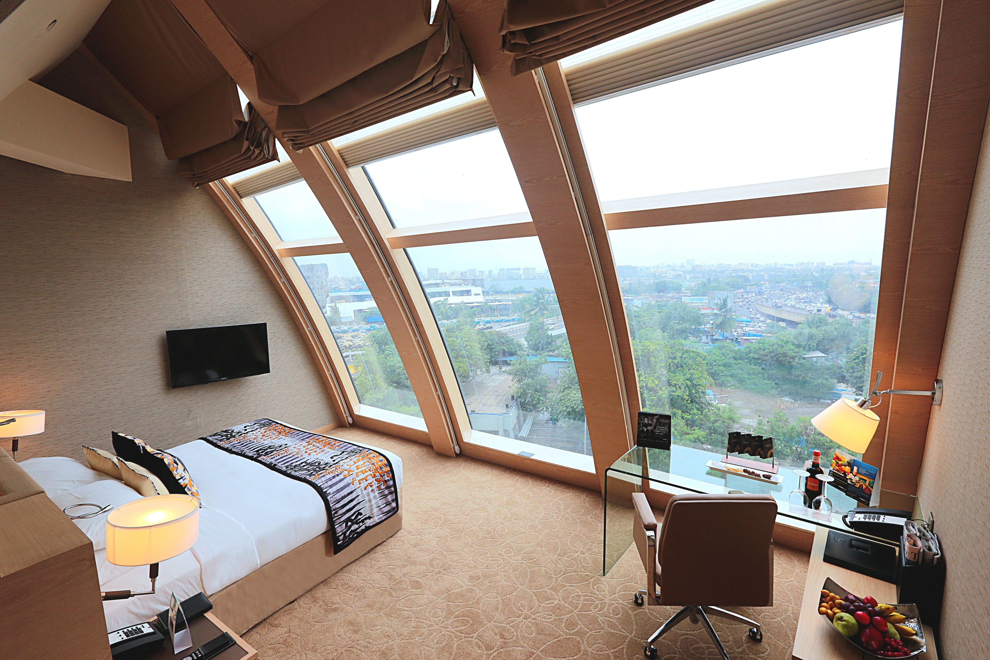 Mercury City View Room - King Bed | View from room
