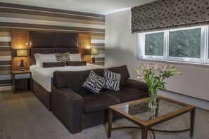 In-room safe, desk, iron/ironing board, cots/infant beds