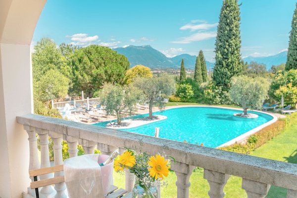 Minibar, in-room safe, desk, soundproofing