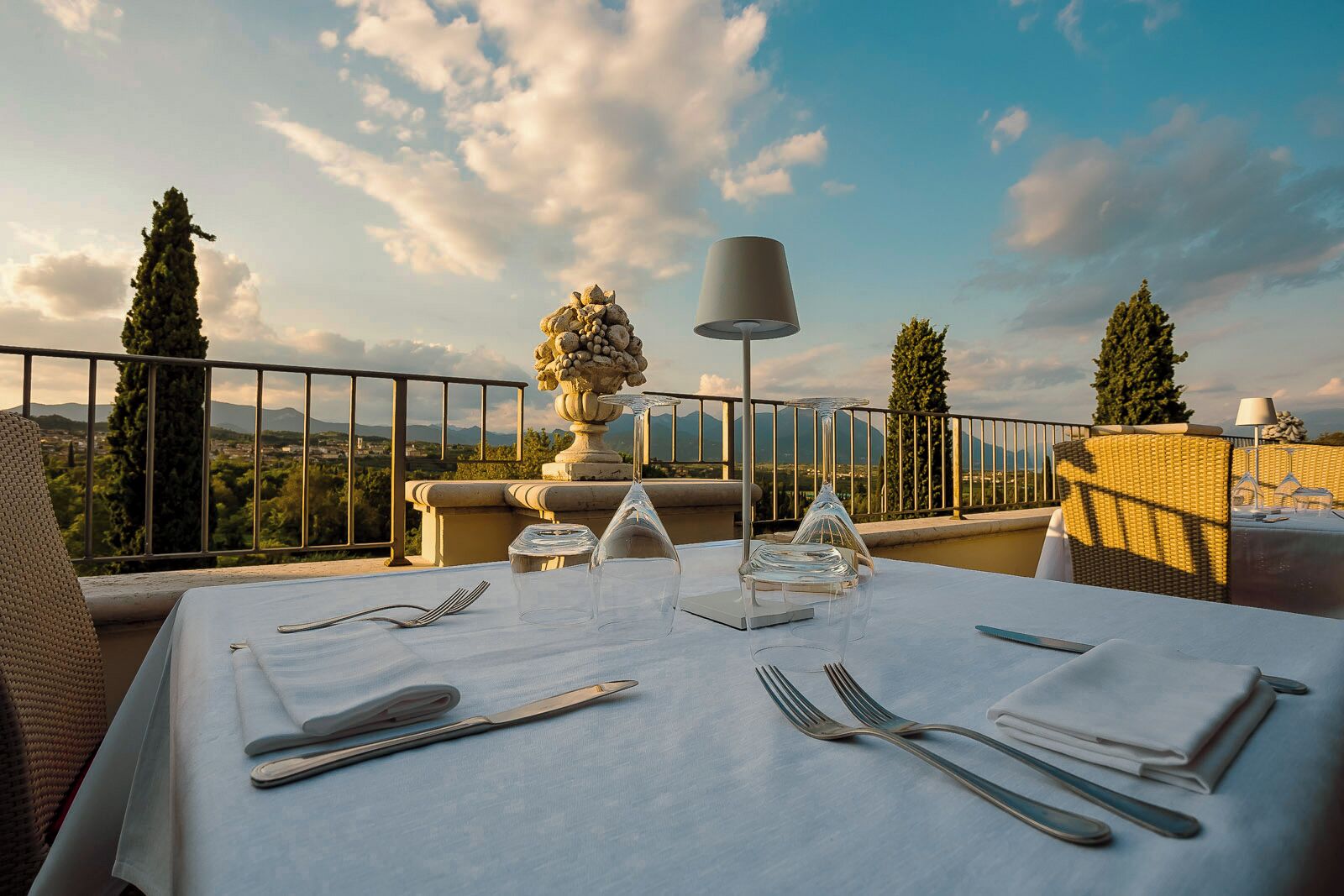 Breakfast, lunch, dinner served; pool views