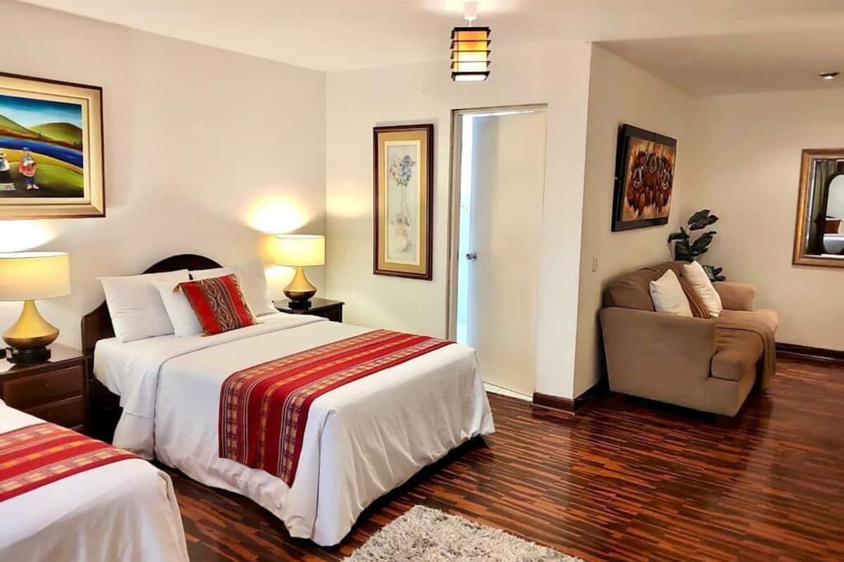 Down comforters, in-room safe, desk, WiFi (free)