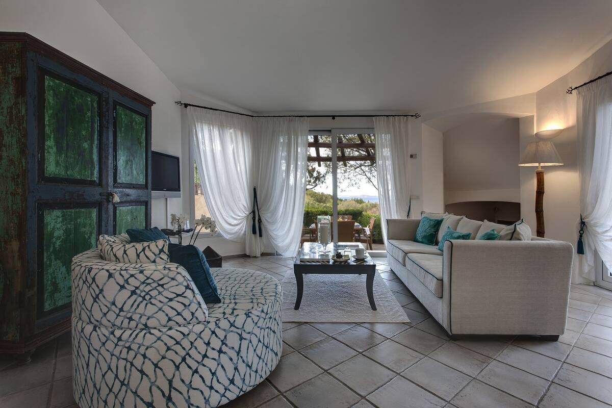 Villa Deluxe, 3 chambres, non-fumeur, vue mer (Iris, 26 steps from the reception) | Coin séjour