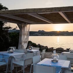 Beach bar