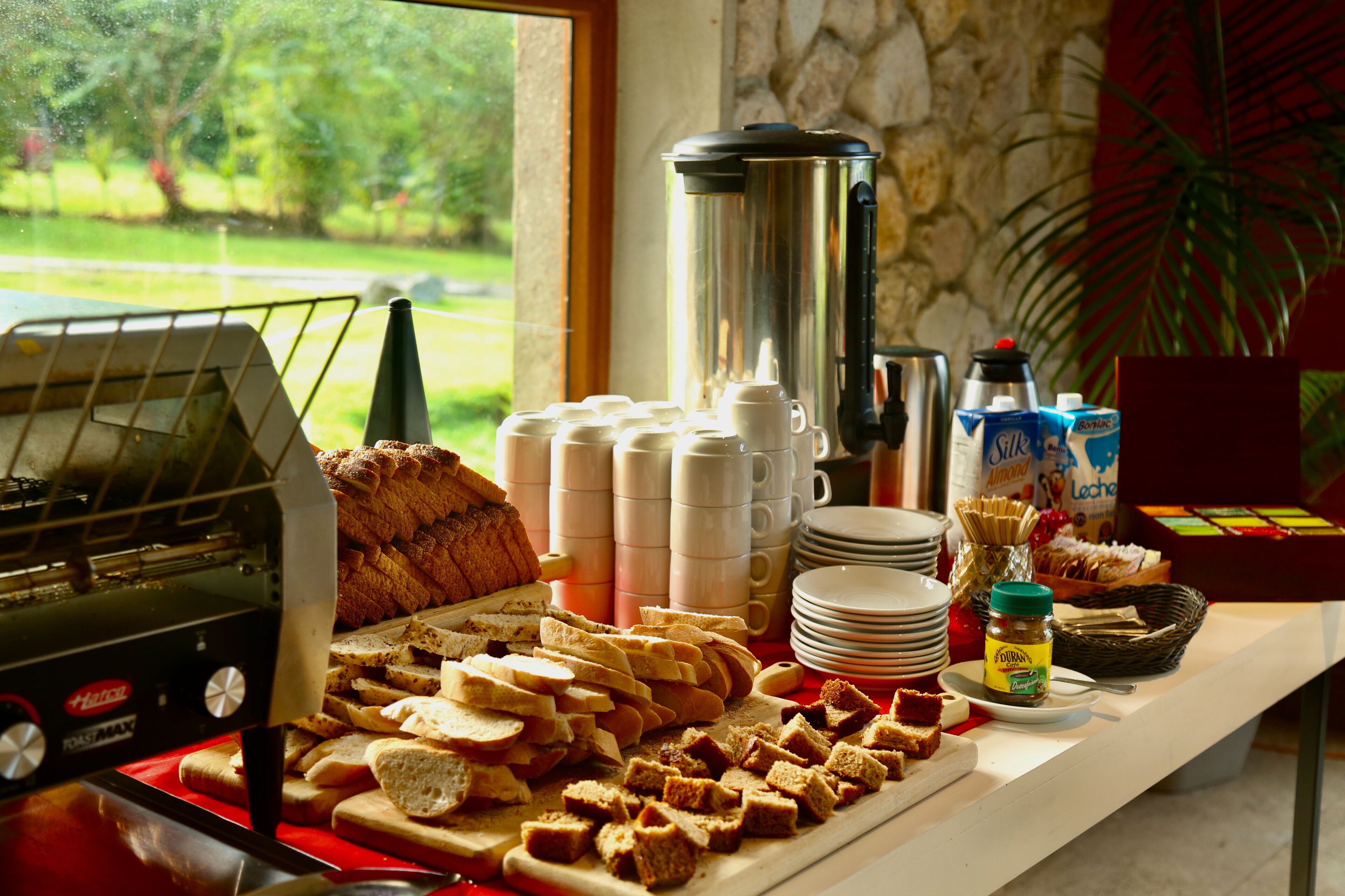free daily continental breakfast