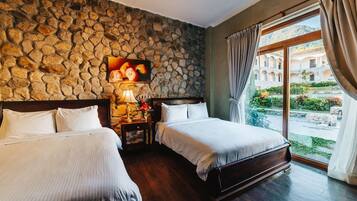 Egyptian cotton sheets, premium bedding, down duvets, in-room safe