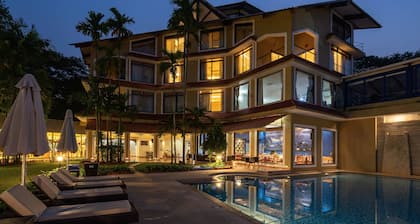 The Crown Goa