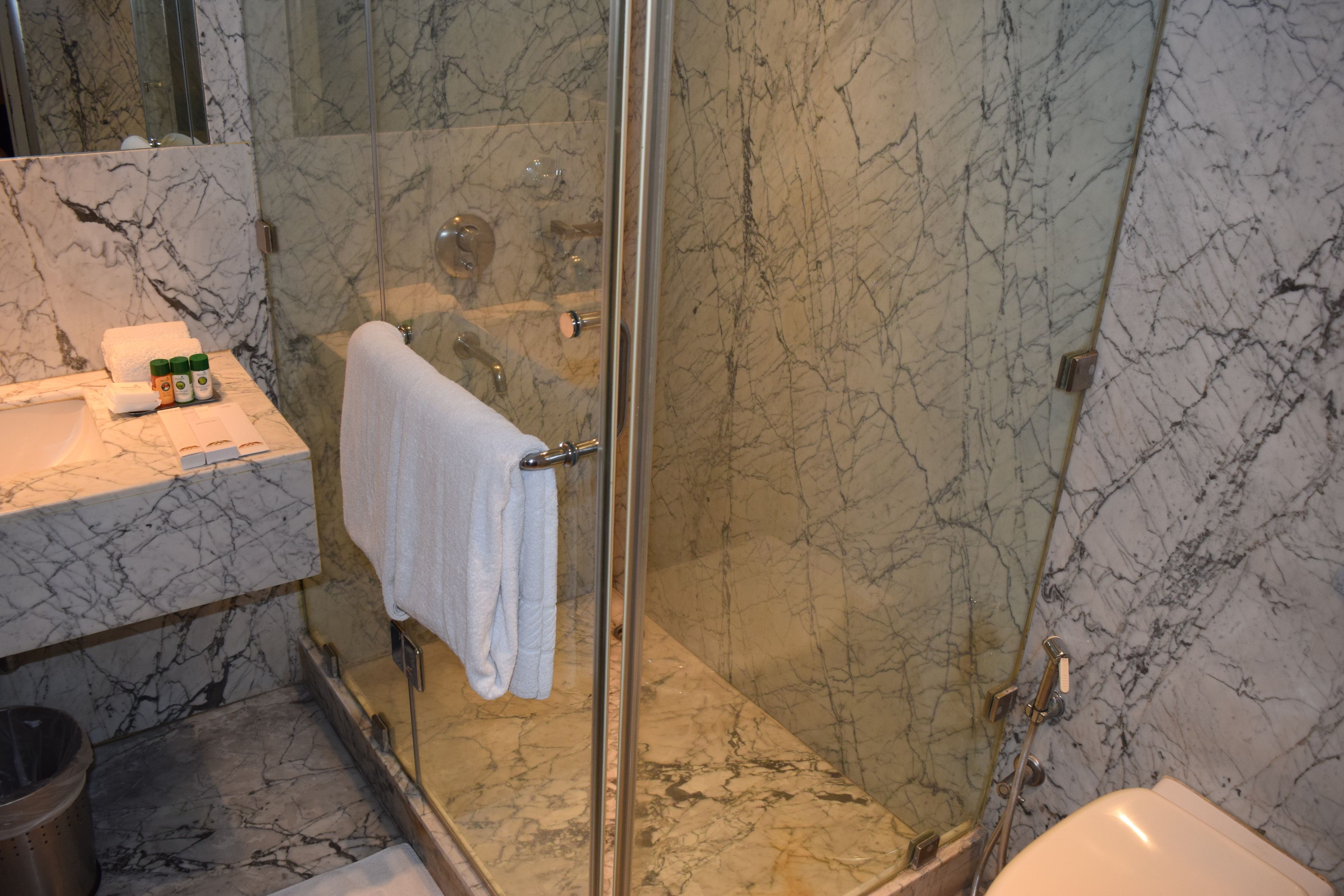 shower, free toiletries, hair dryer, slippers