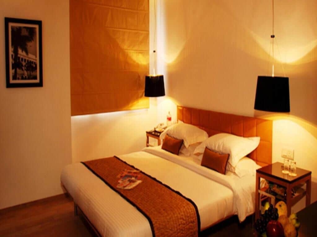 Minibar, caja fuerte, escritorio y espacio para trabajar con un portátil