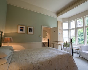 Desk, iron/ironing board, alarm clocks - The Old Deanery (Ripon)