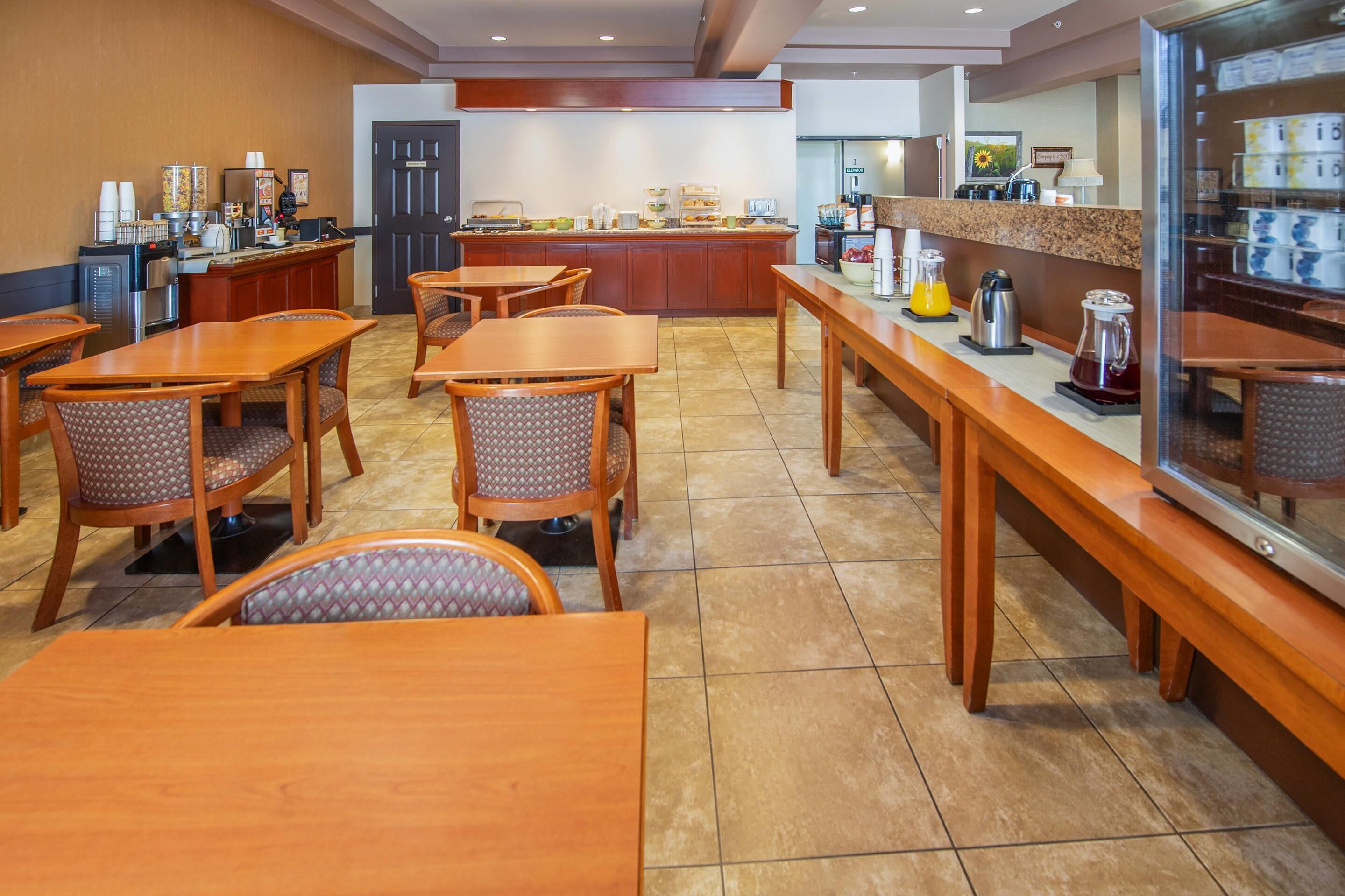 free daily buffet breakfast