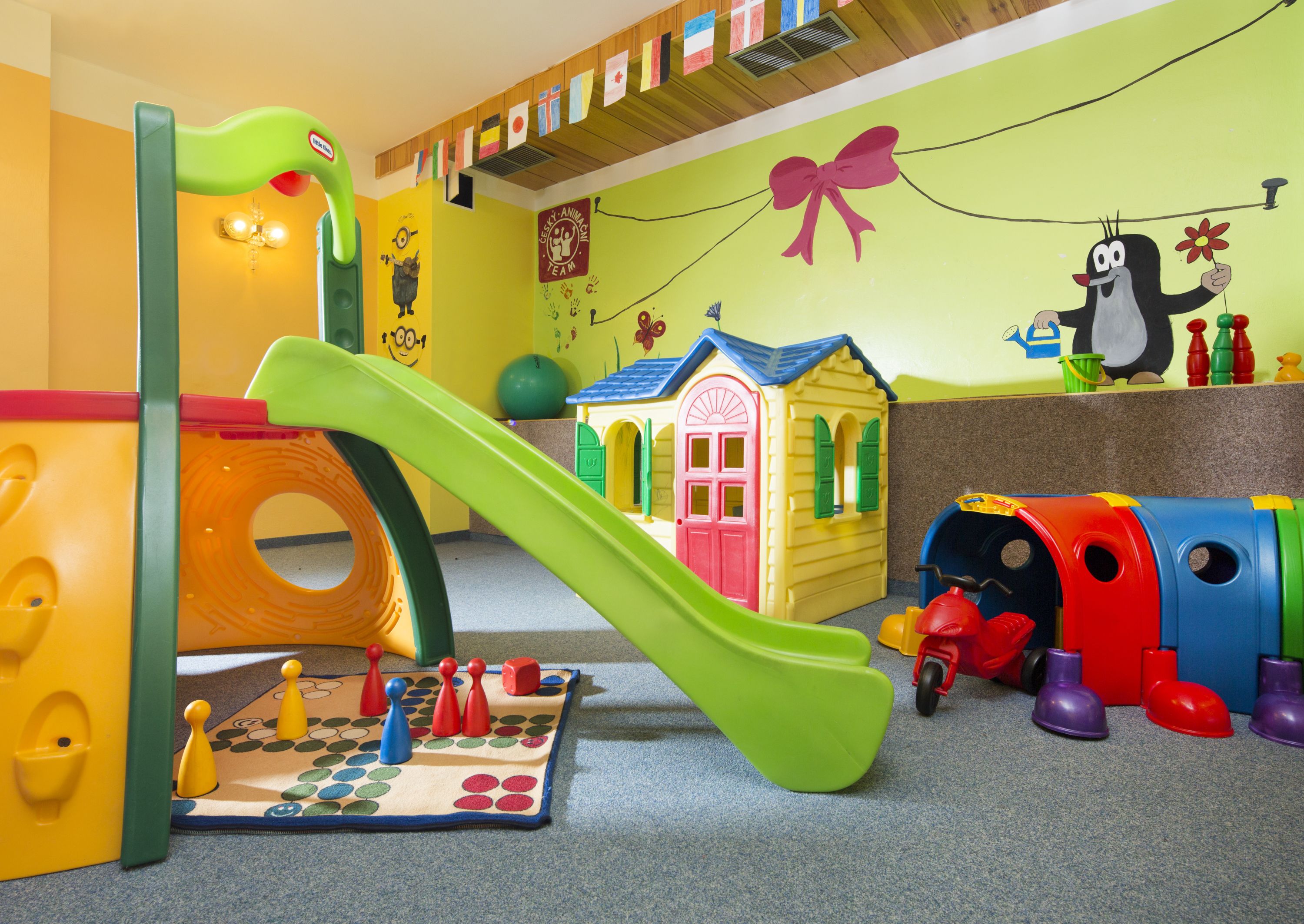 children’s play area – indoor
