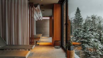 Soins corporels, bains de boue, soins d'aromathérapie