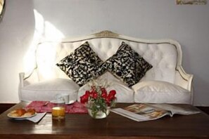 TV - Baucis Boutique Hotel Palermo (Buenos Aires)