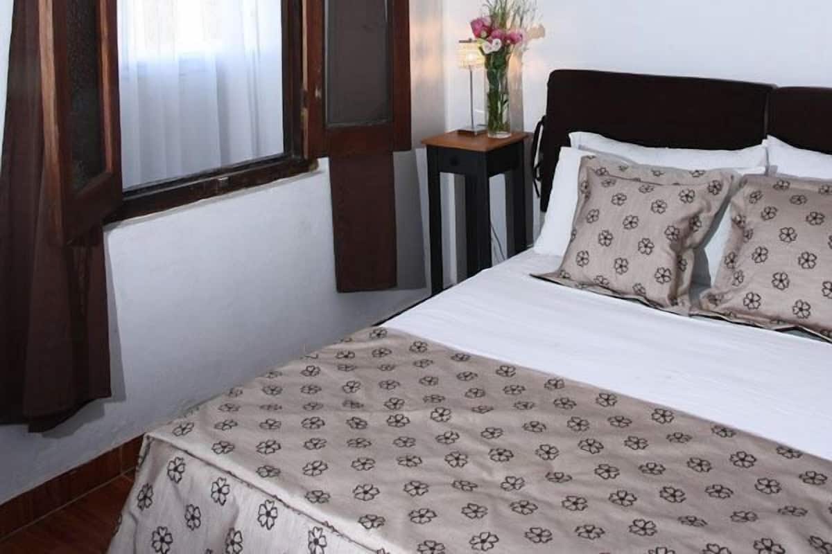 Minibar, in-room safe, cots/infant beds, alarm clocks