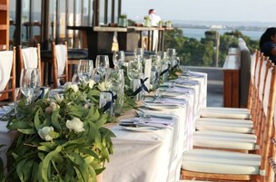 2 restaurantes: opção de café da manhã, almoço e jantar