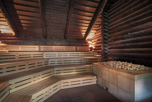 Sauna, steam room, body treatments, facials, 4 treatment rooms, massages