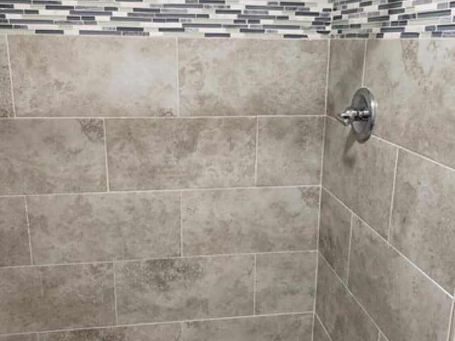 Ducha, secador de pelo, toallas