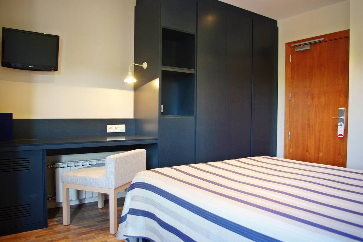 Minibar, in-room safe, desk, soundproofing