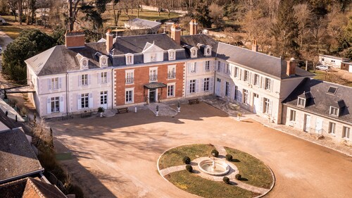 Hôtel & Spa du Domaine des Thômeaux, The Originals Relais