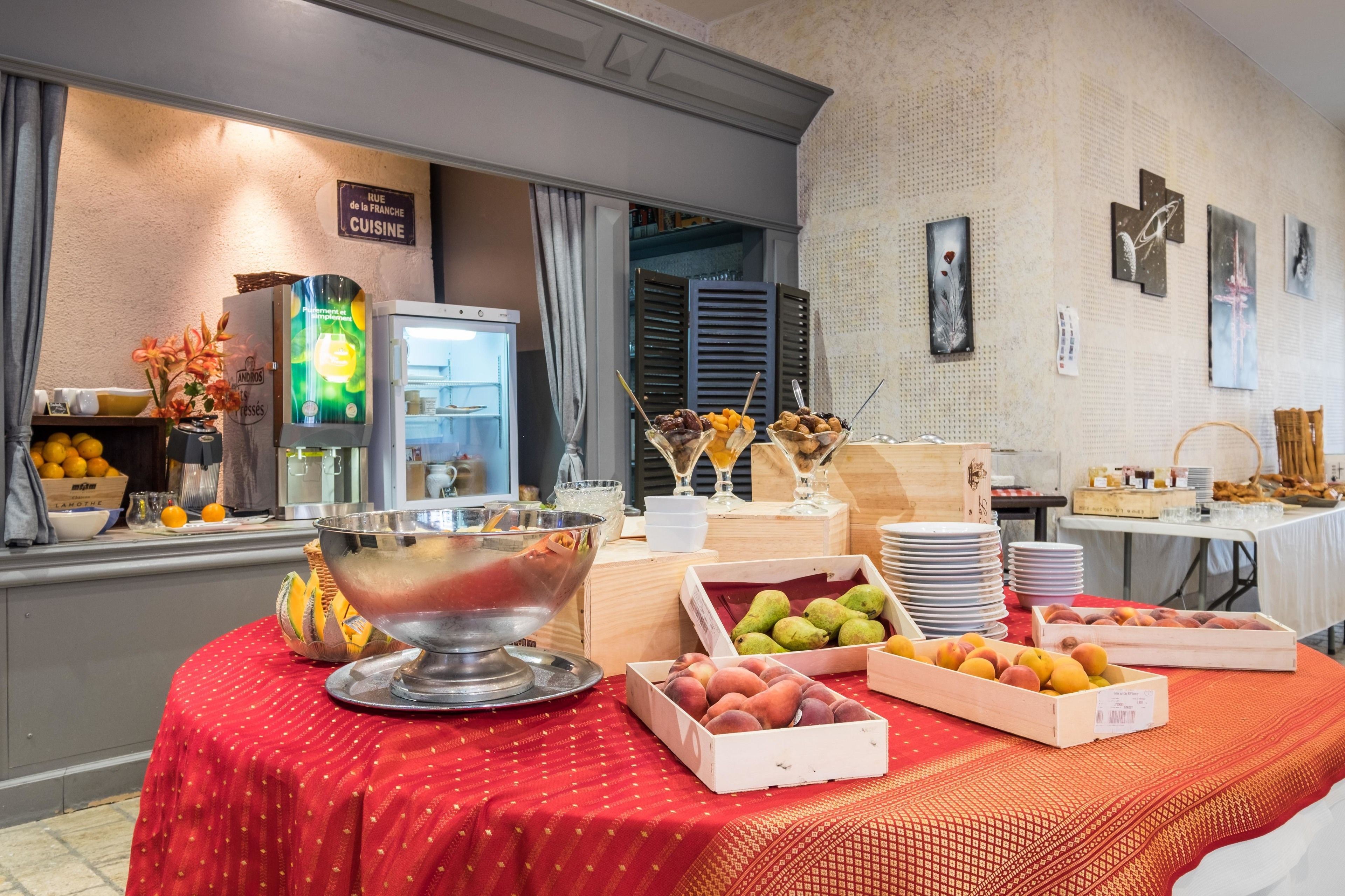 daily buffet breakfast (eur 18 per person)