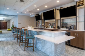 Bar (on property) - Hilton Garden Inn Augusta (Augusta)