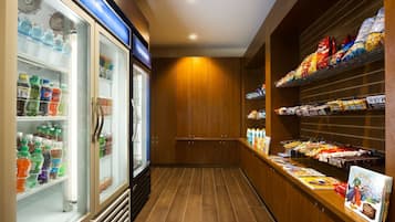 Snack bar