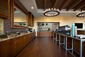 Free daily buffet breakfast  - Homewood Suites by Hilton Baltimore (Baltimore)