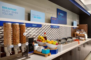 Free daily continental breakfast - Holiday Inn Express & Suites Pembroke Pines-Sheridan St by IHG (Pembroke Pines)