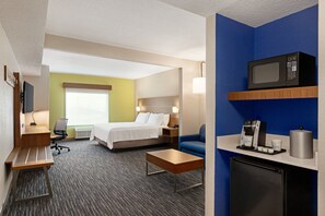 Desk, laptop workspace, iron/ironing board, free WiFi - Holiday Inn Express & Suites Pembroke Pines-Sheridan St by IHG (Pembroke Pines)