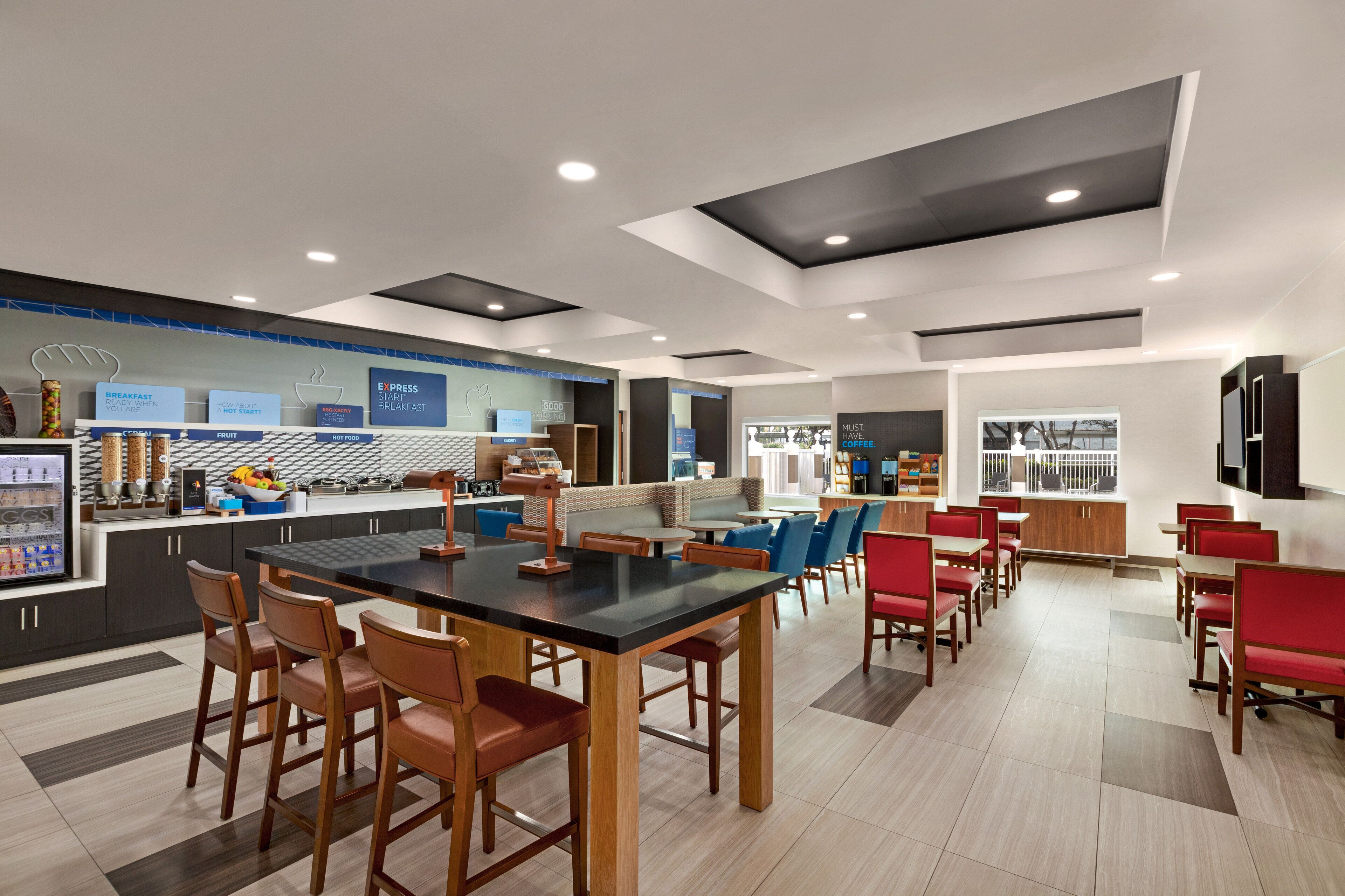 free daily continental breakfast