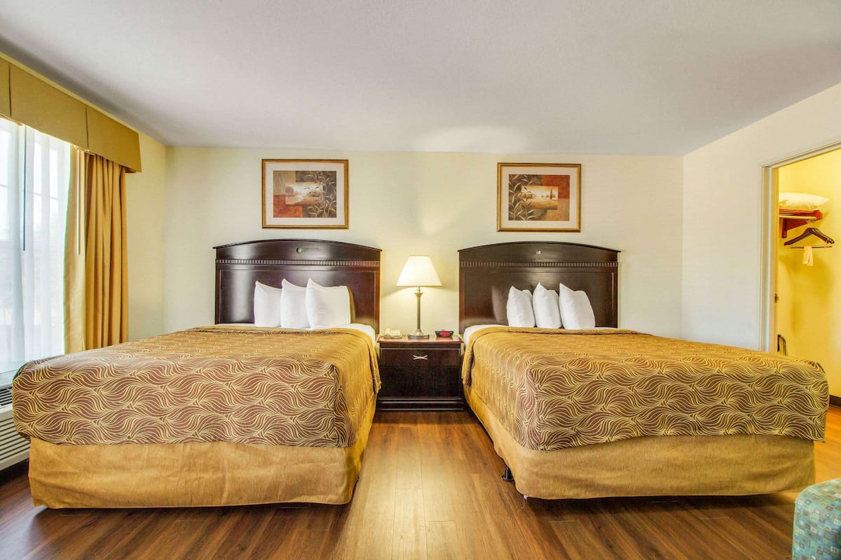 1 bedroom, in-room safe, desk, laptop workspace