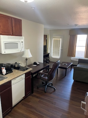 In-room safe, desk, laptop workspace, blackout drapes