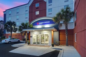 Exterior - Candlewood Suites, Columbia/Ft. Jackson by IHG (Columbia)